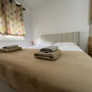 enjoy-central-bonbon-1-apartment.albaniahotels.org/